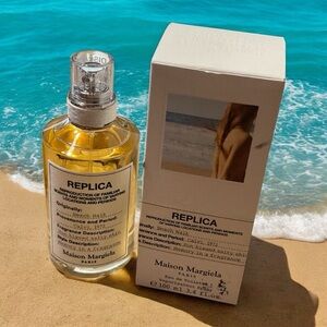 Maison Margiela Replica Beach Walk  Eau de Toilette 3.4 fl oz. UNISEX